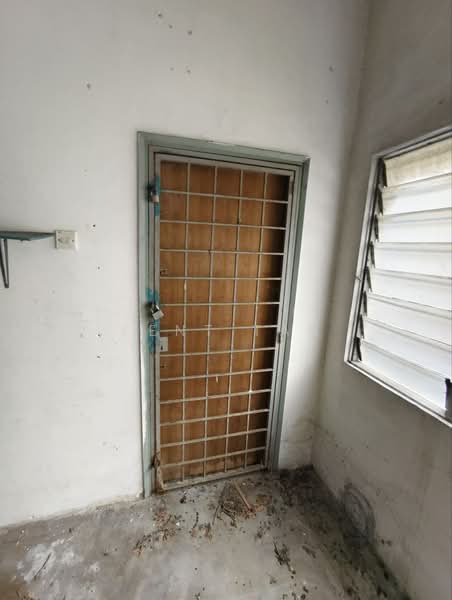 Apartment for Sale at Apartment Mawar - Kent Tan - Interior - PropertyGuru.com.my