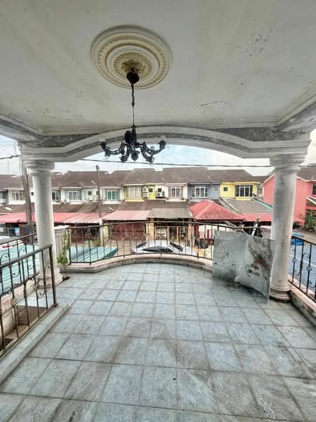 2-storey Terraced House for Sale in Taman Cahaya Masai (Pasir Gudang) - Pauline Ng - Balcony - PropertyGuru.com.my
