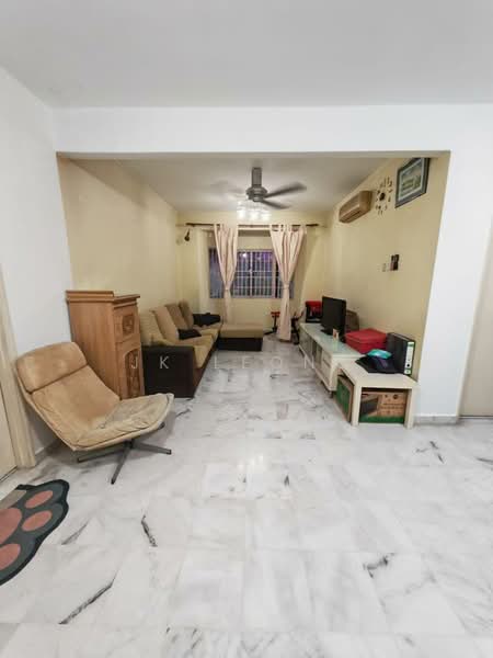Pangsapuri untuk Dijual di Perdana Puri - JK Leong - Living Room - PropertyGuru.com.my
