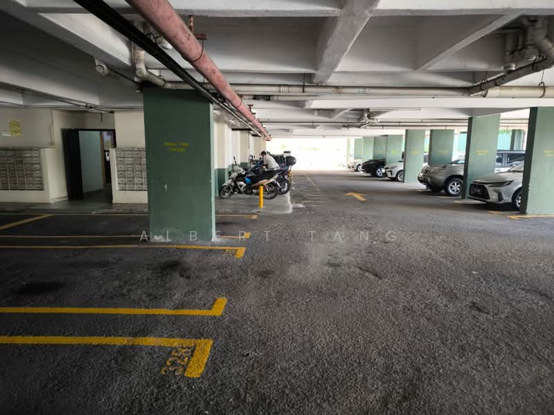 Pangsapuri untuk Dijual di Hijau Ria Kepong Indah - Albert Tang - Car Park - PropertyGuru.com.my