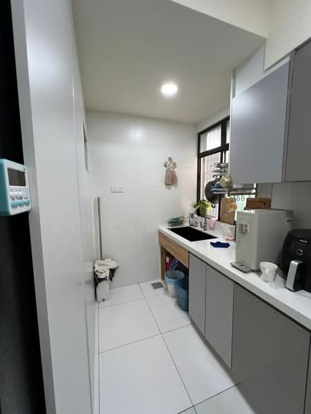 Service Residence for Sale at The Tropika - Vincent Goh - Kitchen - PropertyGuru.com.my