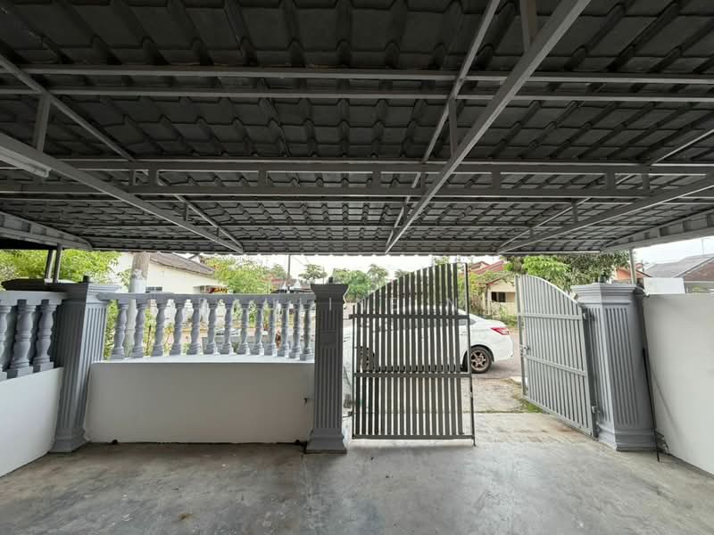 1-storey Terraced House for Sale in Taman Puteri Wangsa (Ulu Tiram) - Pauline Ng - Exterior - PropertyGuru.com.my