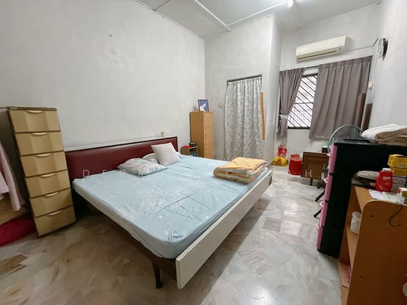 1-storey Terraced House for Sale in Skudai (Johor) - Derrick Chuah - Bedroom - PropertyGuru.com.my