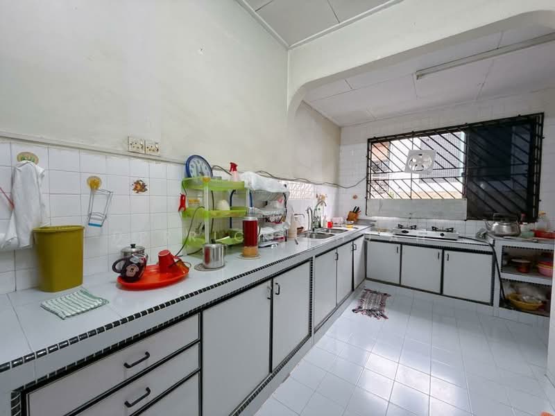 1-storey Terraced House for Sale in Skudai (Johor) - Derrick Chuah - Kitchen - PropertyGuru.com.my