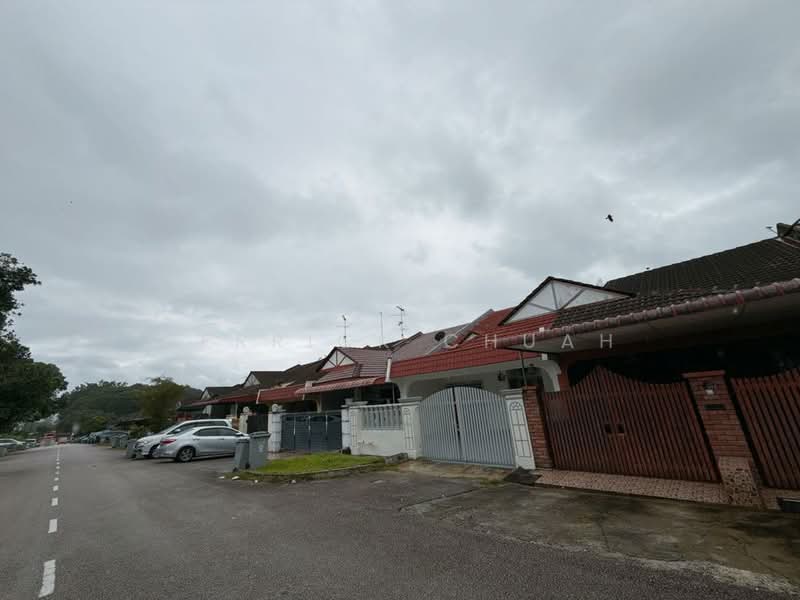 1-storey Terraced House for Sale in Skudai (Johor) - Derrick Chuah - Exterior - PropertyGuru.com.my
