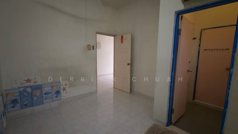 Rumah Teres 2 Tingkat untuk Dijual di Taman Megah Ria (Masai) - Derrick Chuah - PropertyGuru.com.my
