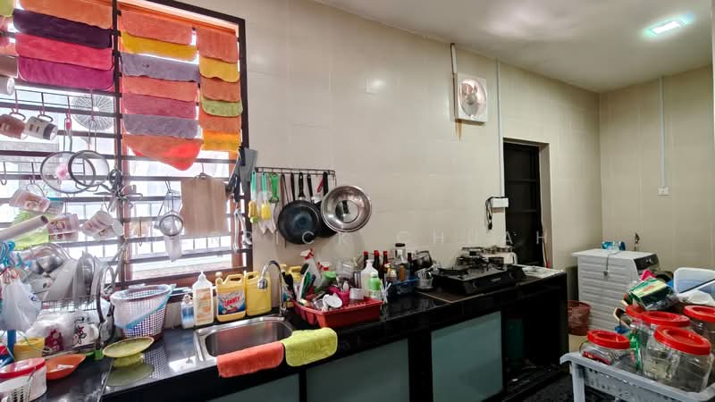 Rumah Kluster untuk Dijual di Austin (Johor Bahru) - Derrick Chuah - Kitchen - PropertyGuru.com.my