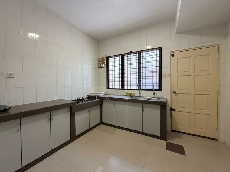 2-storey Terraced House for Rent in Melaka City (Melaka) - Sinclair Tan - Kitchen - PropertyGuru.com.my
