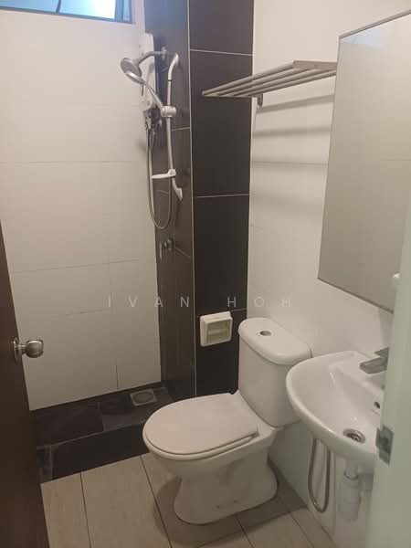 Servis Apartment untuk Disewa di Seasons Garden Residences - Ivan Hoh - Bathroom - PropertyGuru.com.my