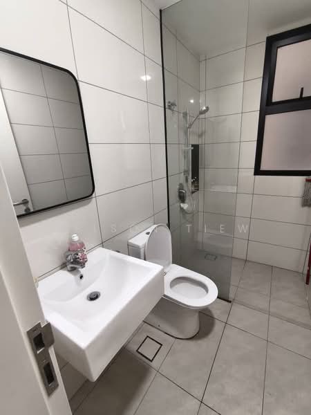 Servis Apartment untuk Disewa di Duta Park Residences - Nelson Tiew - Bathroom - PropertyGuru.com.my