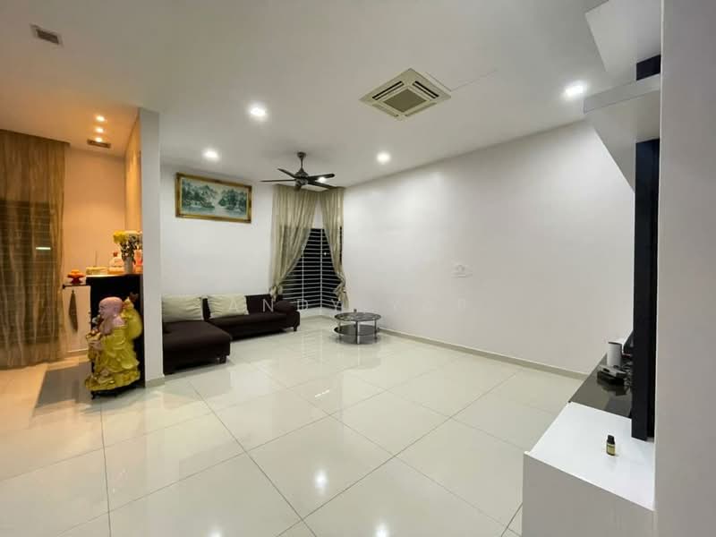 Bungalow for Sale in Rawang (Selangor) - Andy Yap - Living Room - PropertyGuru.com.my