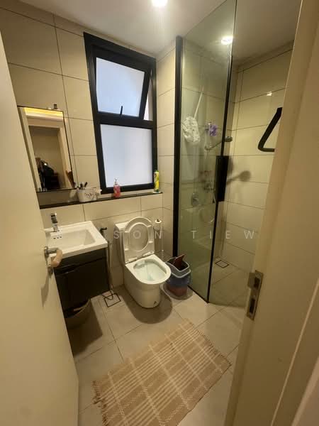 Servis Apartment untuk Disewa di Duta Park Residences - Nelson Tiew - Bathroom - PropertyGuru.com.my
