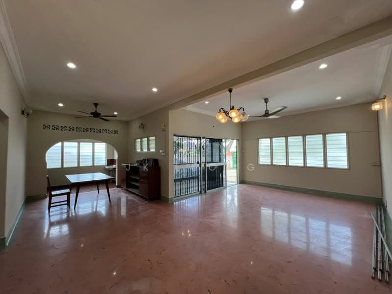 Condominium for Rent at 8 Petaling - JK Leong - Living Room - PropertyGuru.com.my