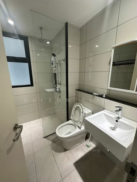 Servis Apartment untuk Disewa di Duta Park Residences - Nelson Tiew - Bathroom - PropertyGuru.com.my