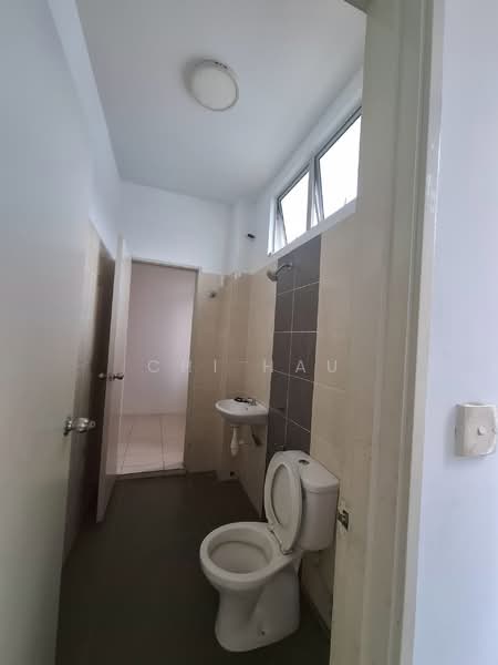 Terraced House for Rent in Bandar Mahkota Banting (Tanjong Duabelas) - Chi Hau - Bathroom - PropertyGuru.com.my