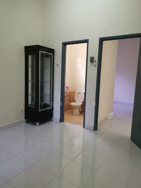1-storey Terraced House for Rent in Taman Seri Austin (Tebrau) - Yvonne Ng - Bathroom - PropertyGuru.com.my