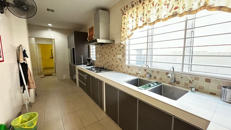 Semi-Detached House for Sale in Taman Jelok Impian (Kajang) - Fazri Omar - Kitchen - PropertyGuru.com.my