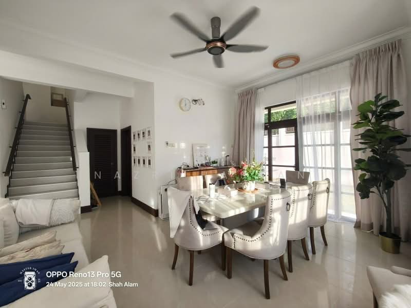 Bungalow for Sale in Bukit Jelutong (Shah Alam) - Nazri Hassan - Dining Room - PropertyGuru.com.my