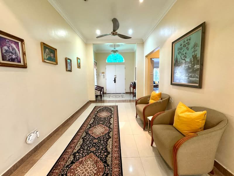 Bungalow for Sale in Bukit Jelutong (Shah Alam) - Nazri Hassan - Entrance - PropertyGuru.com.my