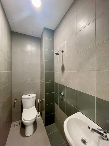 Kondominium untuk Dijual di Trinity Pentamont - Zach Gan - Bathroom - PropertyGuru.com.my