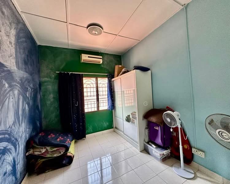 2-storey Terraced House for Sale in Kota Kemuning (Shah Alam) - Jim Ling - Bedroom - PropertyGuru.com.my
