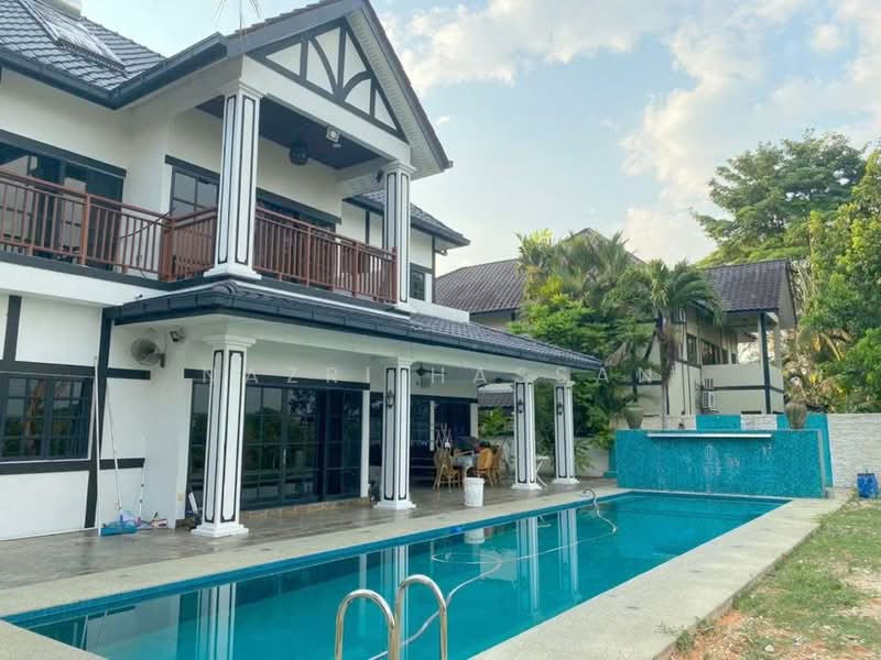 Bungalow for Sale in Shah Alam (Selangor) - Nazri Hassan - Exterior - PropertyGuru.com.my