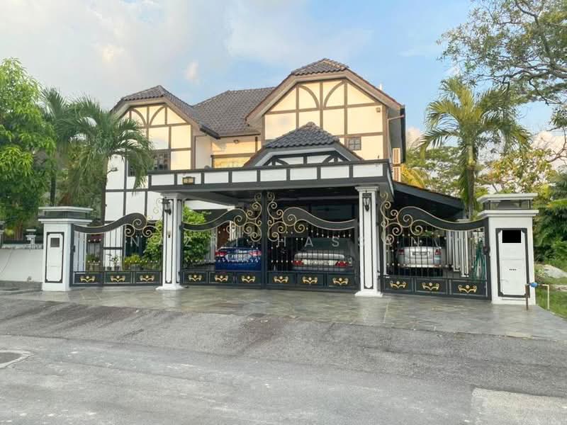 Bungalow for Sale in Shah Alam (Selangor) - Nazri Hassan - Exterior - PropertyGuru.com.my