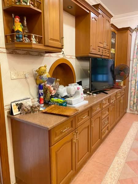 Bungalow for Sale in Shah Alam (Selangor) - Nazri Hassan - Kitchen - PropertyGuru.com.my