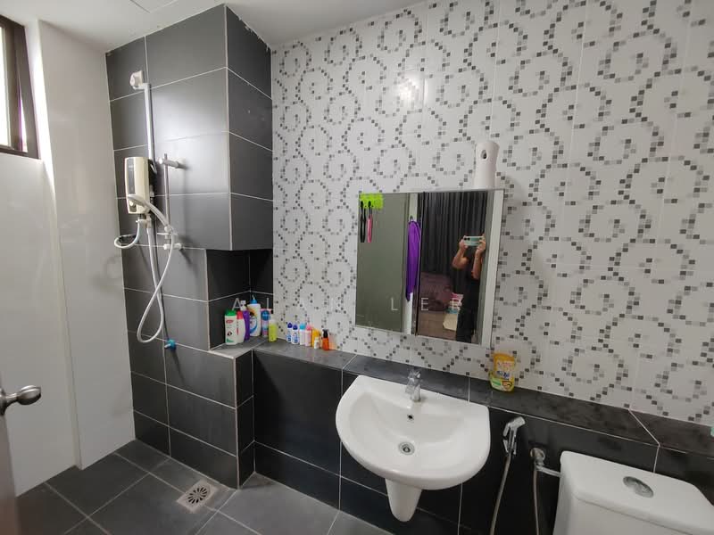 Service Residence for Sale at Citywoods - Alan Ler - Bathroom - PropertyGuru.com.my