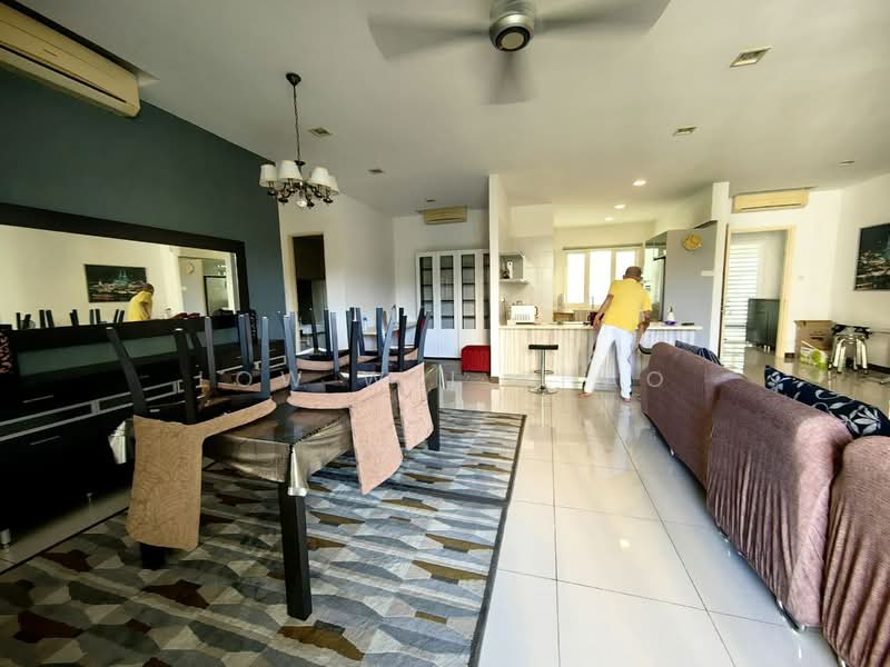 Kondominium untuk Disewa di The Park Residences 1 - Low Wei Chao - Living Room - PropertyGuru.com.my