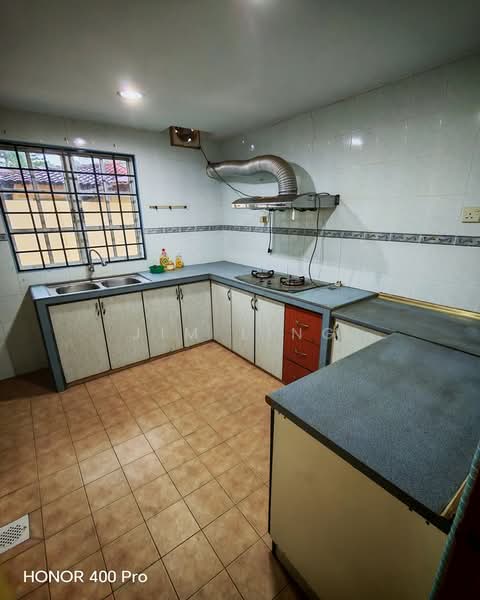 2-storey Terraced House for Sale in Kota Kemuning (Shah Alam) - Jim Ling - Kitchen - PropertyGuru.com.my