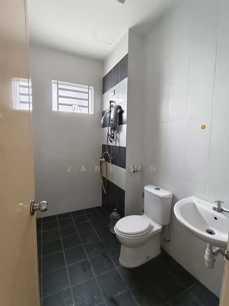 Rumah Teres 3 Tingkat untuk Dijual di Taman Aston (Bukit Mertajam) - Jane Ng - Bathroom - PropertyGuru.com.my