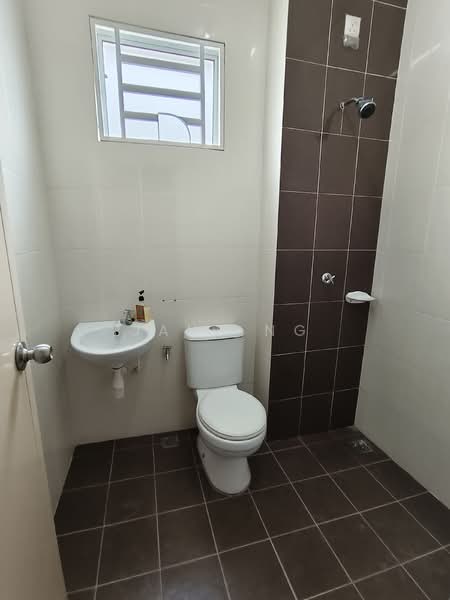Rumah Teres 3 Tingkat untuk Dijual di Taman Aston (Bukit Mertajam) - Jane Ng - Bathroom - PropertyGuru.com.my