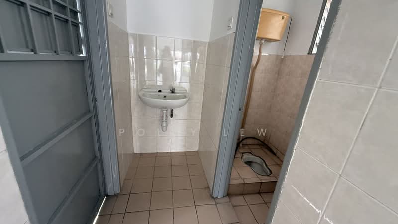 2-storey Terraced House for Rent in Bandar Mahkota Cheras (Cheras) - Polly Lew - Bathroom - PropertyGuru.com.my