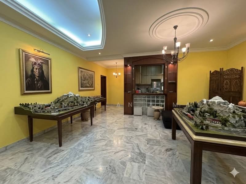 Condominium for Sale at Sri Alam Condominium - Wan Azlan Ahmad - Living Room - PropertyGuru.com.my