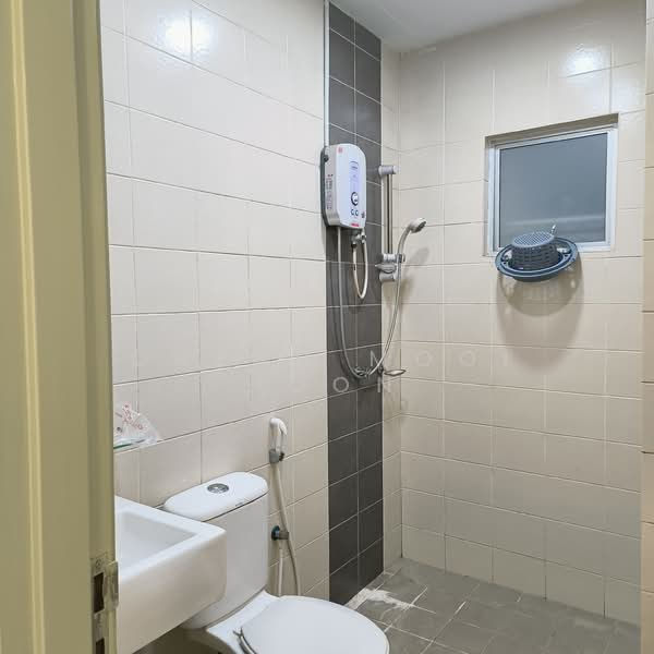 Service Residence for Rent at I Residence - Cheah Mooi Hoon - Bathroom - PropertyGuru.com.my