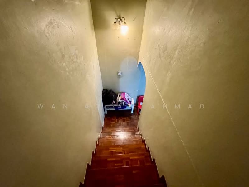 2-storey Terraced House for Sale in Seksyen 18 (Shah Alam) - Wan Azlan Ahmad - PropertyGuru.com.my