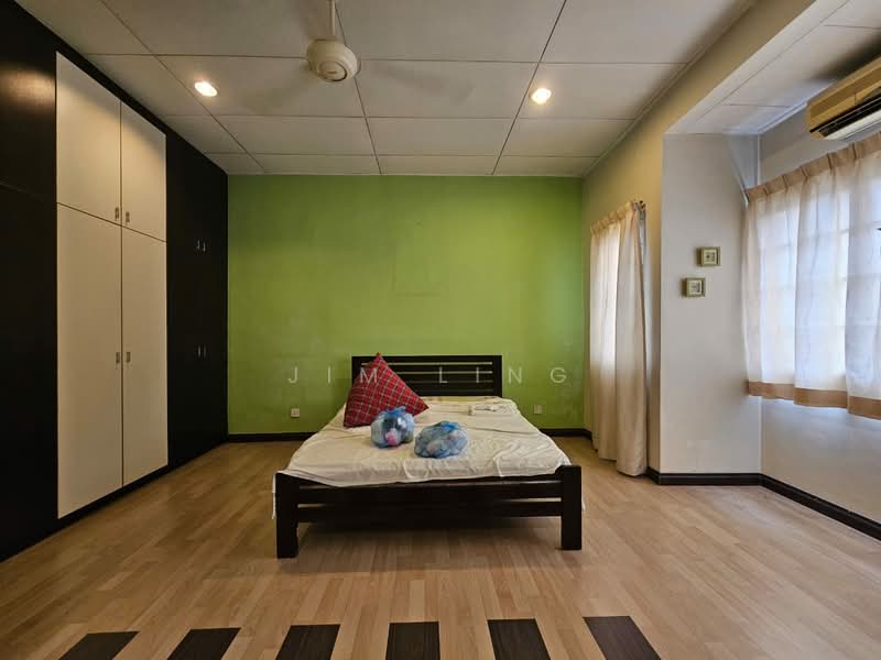 Rumah Teres 2 Tingkat untuk Dijual di Bukit Rimau (Shah Alam) - Jim Ling - Bedroom - PropertyGuru.com.my