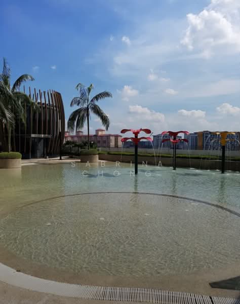 Service Residence for Sale at Eve Suite / NZX Square - Sabrina Chong - Poolside - PropertyGuru.com.my