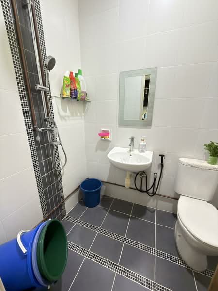 Rumah Teres 3 Tingkat untuk Dijual di Taman Bukit Jambul (Bukit Jambul) - Fanny Wong - Bathroom - PropertyGuru.com.my