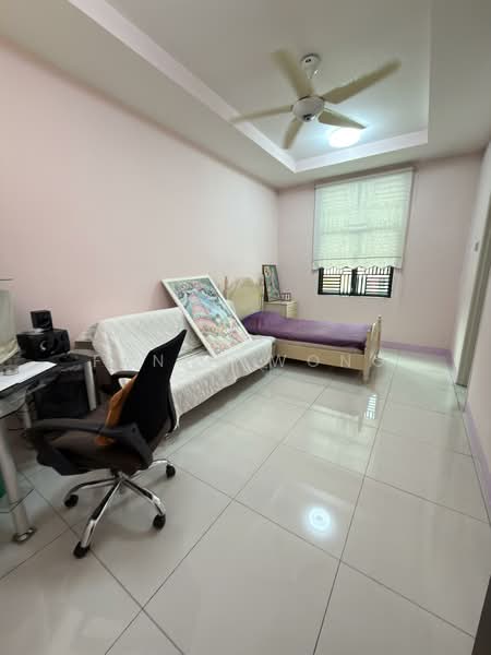 Rumah Teres 3 Tingkat untuk Dijual di Taman Bukit Jambul (Bukit Jambul) - Fanny Wong - Bedroom - PropertyGuru.com.my