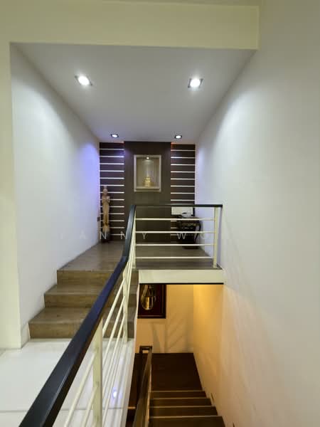 Rumah Teres 3 Tingkat untuk Dijual di Taman Bukit Jambul (Bukit Jambul) - Fanny Wong - Interior - PropertyGuru.com.my