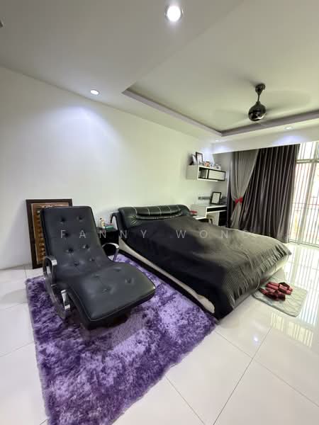 Rumah Teres 3 Tingkat untuk Dijual di Taman Bukit Jambul (Bukit Jambul) - Fanny Wong - Bedroom - PropertyGuru.com.my