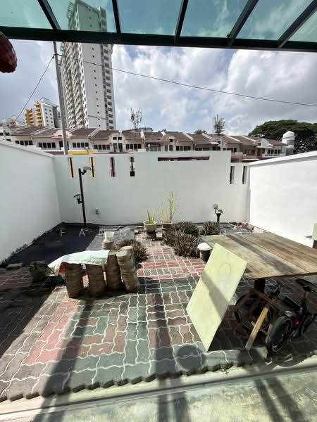 Rumah Teres 3 Tingkat untuk Dijual di Taman Bukit Jambul (Bukit Jambul) - Fanny Wong - Exterior - PropertyGuru.com.my