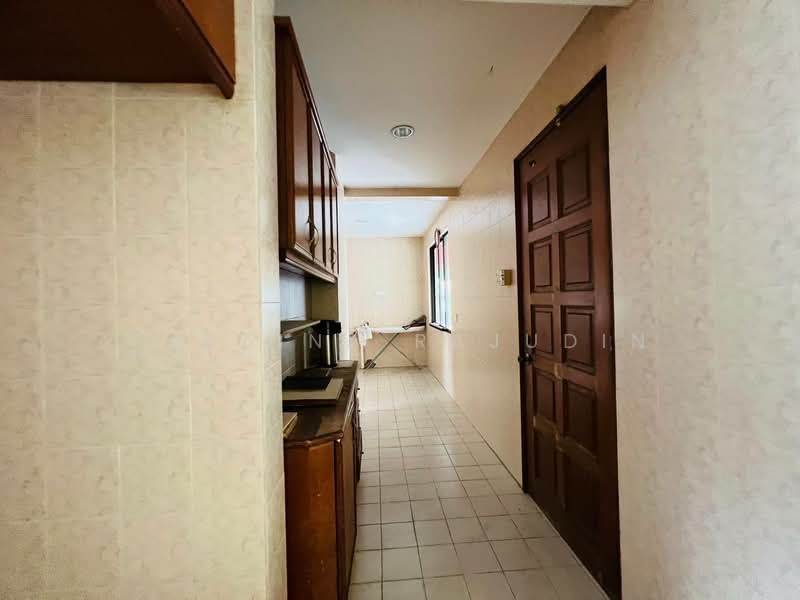 Rumah Banglo untuk Dijual di Seksyen 13 (Shah Alam) - Zuraina Rajudin - Interior - PropertyGuru.com.my