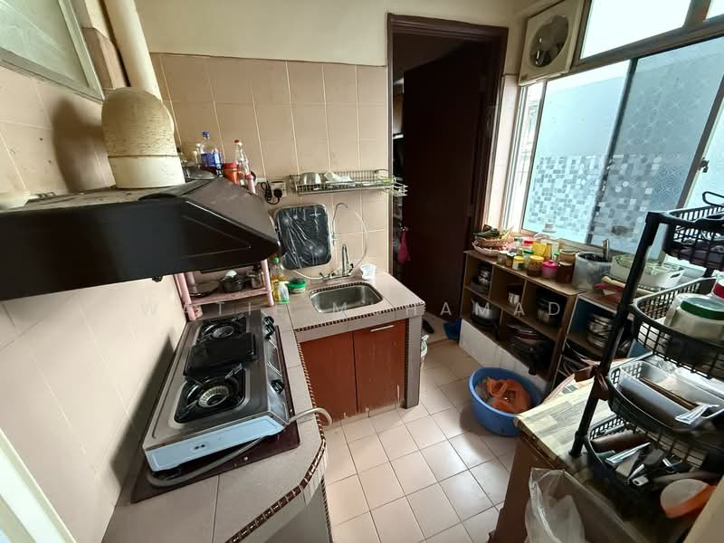 Kondominium untuk Dijual di Sri Lojing Condominiums - WATIE MUHAMAD - Kitchen - PropertyGuru.com.my