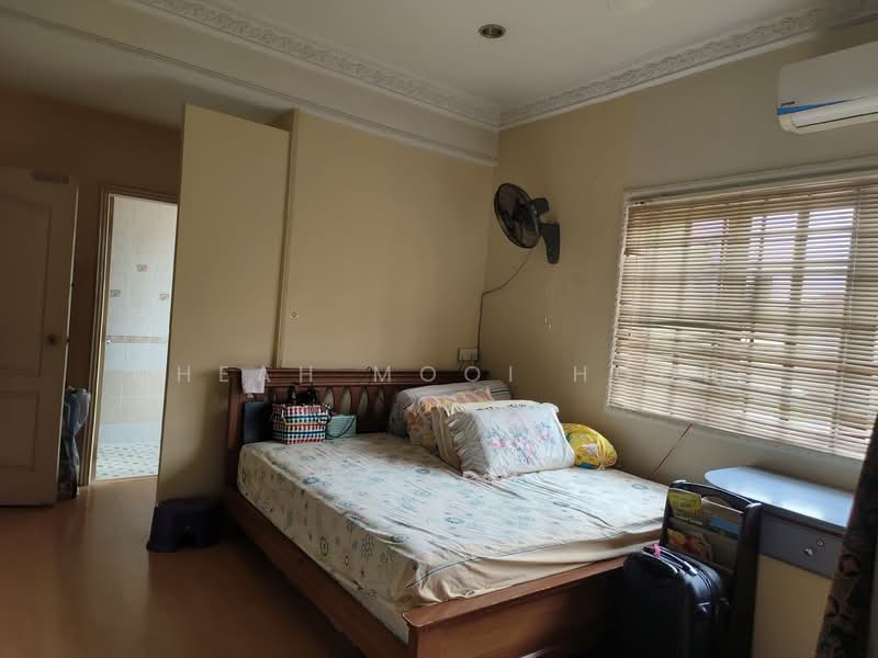 Bungalow for Sale in Petaling Jaya (Selangor) - Cheah Mooi Hoon - Bedroom - PropertyGuru.com.my