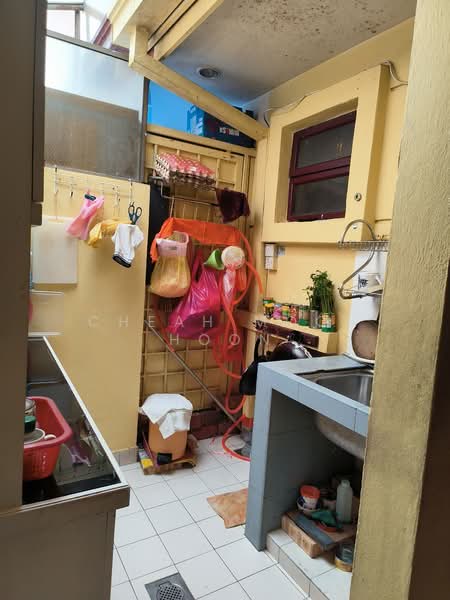 Bungalow for Sale in Petaling Jaya (Selangor) - Cheah Mooi Hoon - Kitchen - PropertyGuru.com.my
