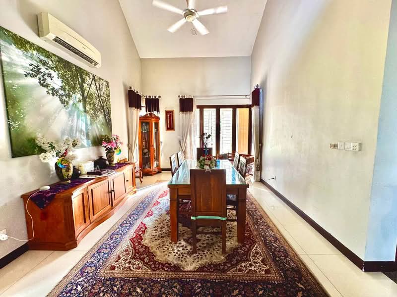 Semi-Detached House for Sale in Bukit Jelutong (Shah Alam) - Azman Ahmad - PropertyGuru.com.my