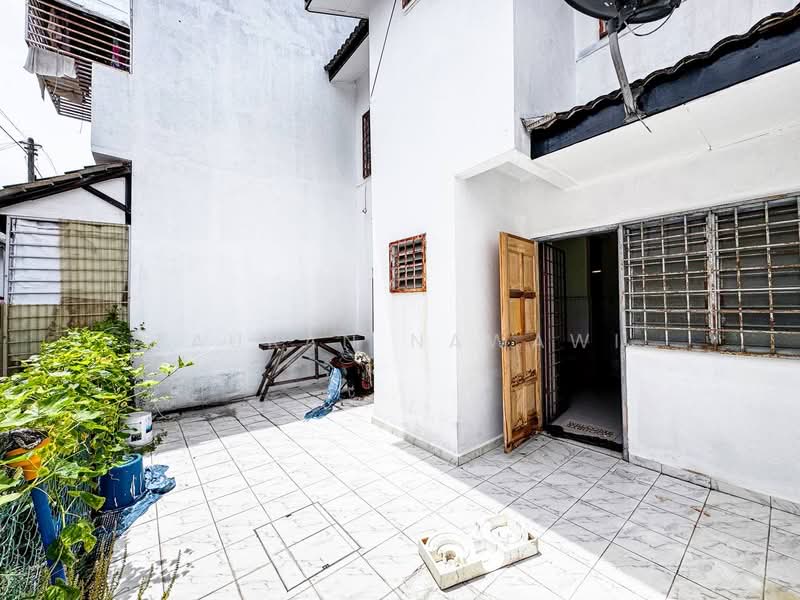 2-storey Terraced House for Sale in Puncak Alam (Selangor) - Fauran Nawawi - PropertyGuru.com.my